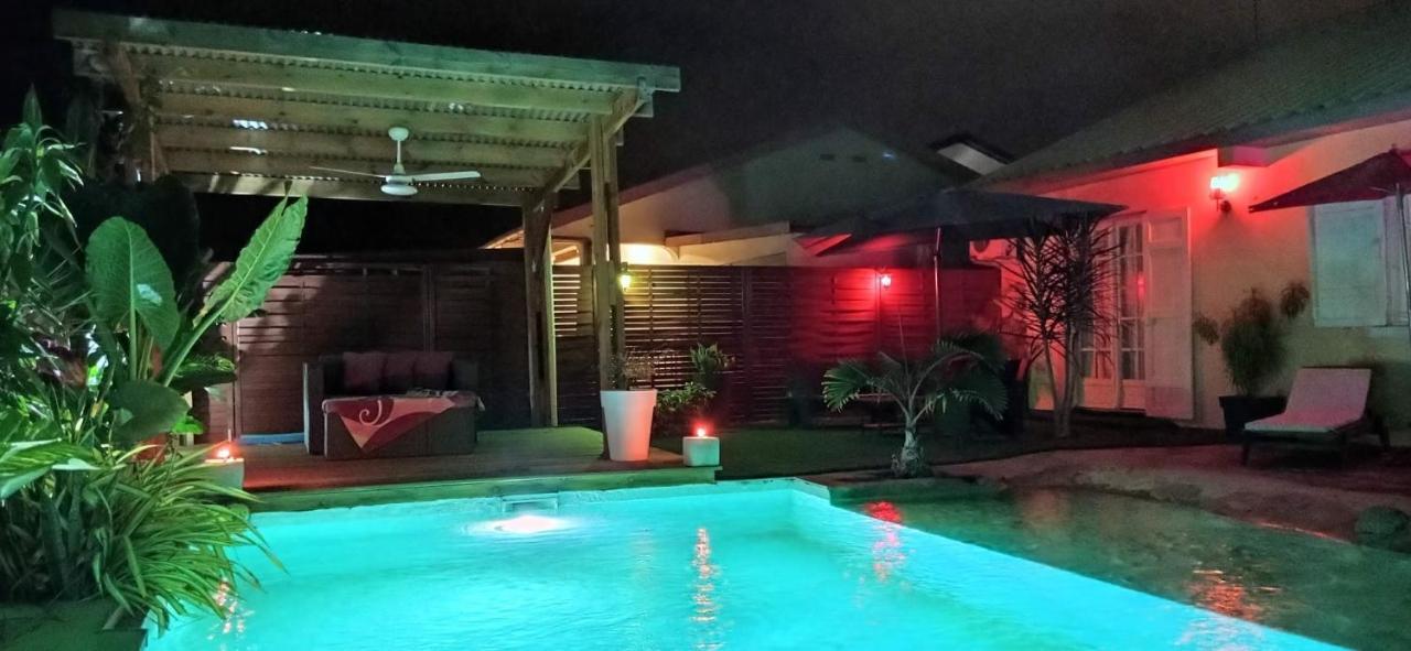 Fleur De Passion Apartment Saint-Andre Bagian luar foto