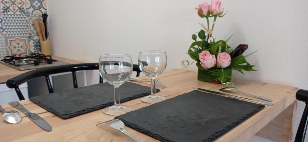 Fleur De Passion Apartment Saint-Andre Bagian luar foto